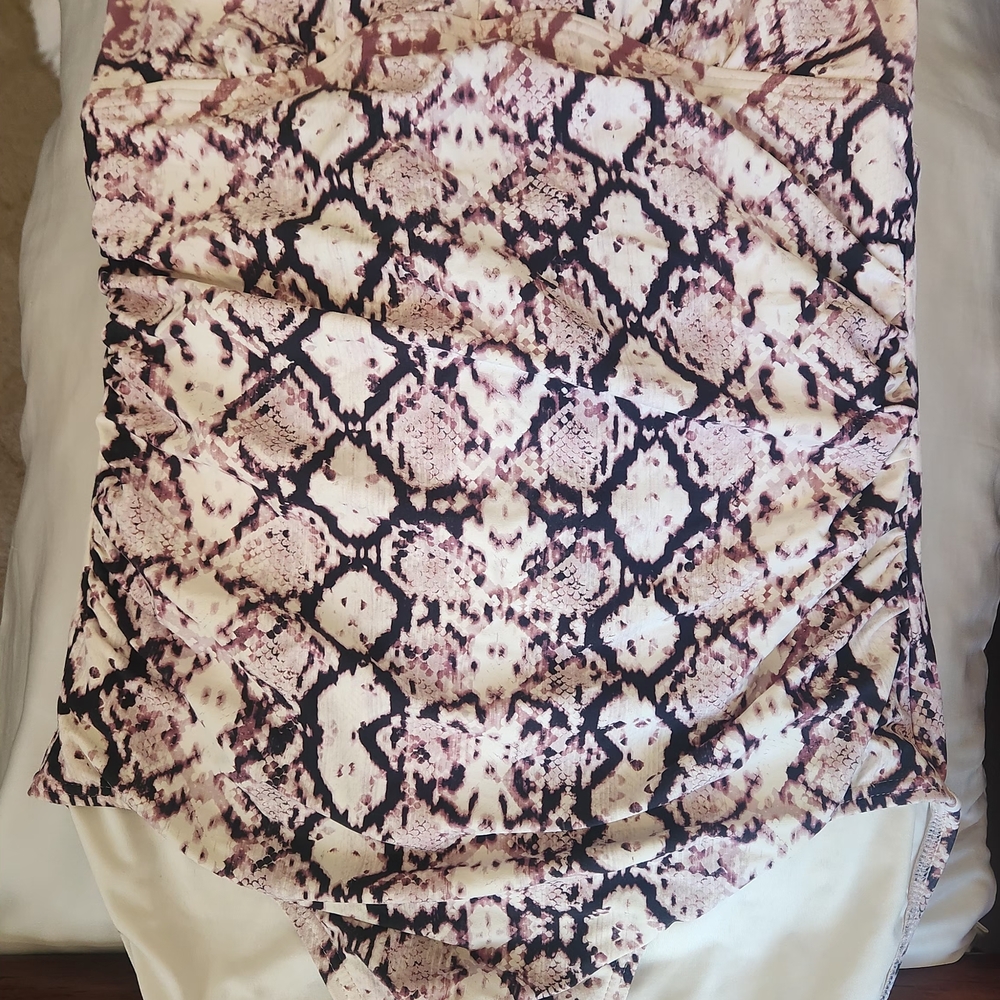 Calvin Klein Pink and Black Patterned Pencil Skirt